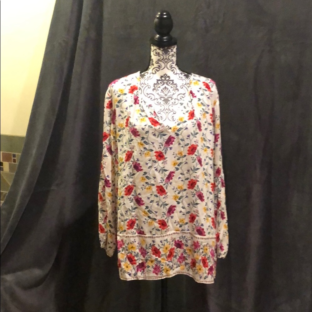 Flower print tunic style blouse
